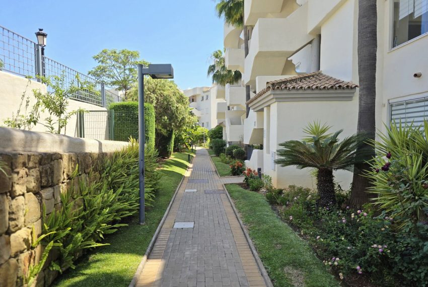 R5050351-Apartment-For-Sale-Elviria-Penthouse-3-Beds-155-Built-7