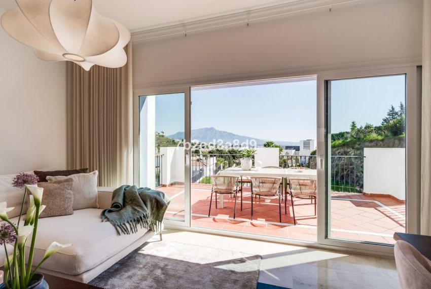 R5050606-Apartment-For-Sale-El-Paraiso-Penthouse-3-Beds-223-Built-3