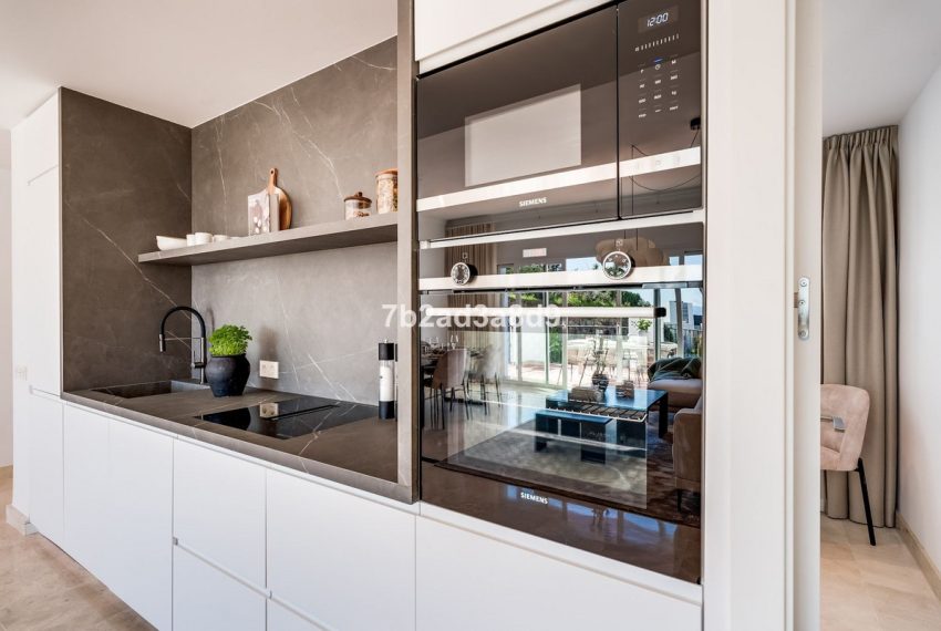 R5050606-Apartment-For-Sale-El-Paraiso-Penthouse-3-Beds-223-Built-7