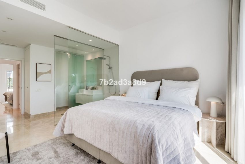 R5050606-Apartment-For-Sale-El-Paraiso-Penthouse-3-Beds-223-Built-9
