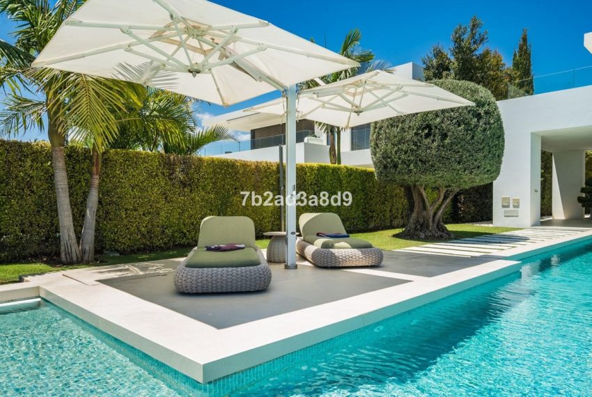 R5051209-Villa-For-Sale-The-Golden-Mile-Detached-5-Beds-868-Built-17