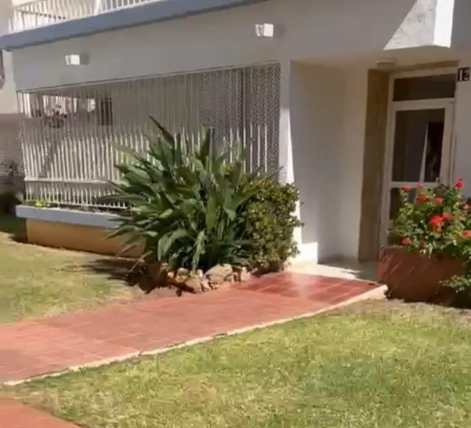 R5051245-Image 1-Ground Floor - 2 Beds - 70 Built
