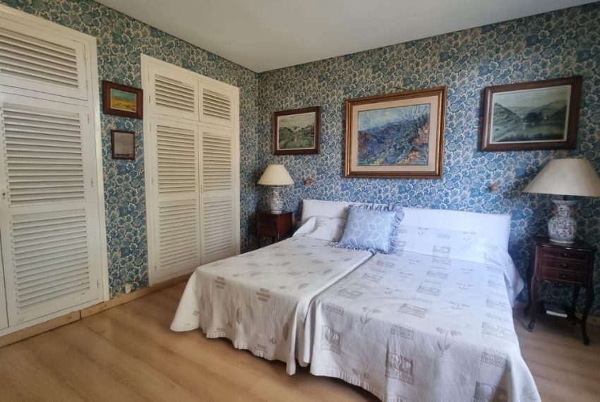 R5051320-Villa-For-Sale-Marbella-Detached-6-Beds-680-Built-5