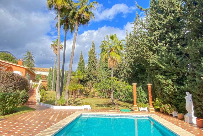 R5051551-Villa-For-Sale-Nagueles-Detached-6-Beds-327-Built-6