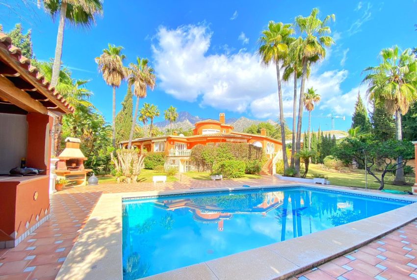 R5051551-Villa-For-Sale-Nagueles-Detached-6-Beds-327-Built-8