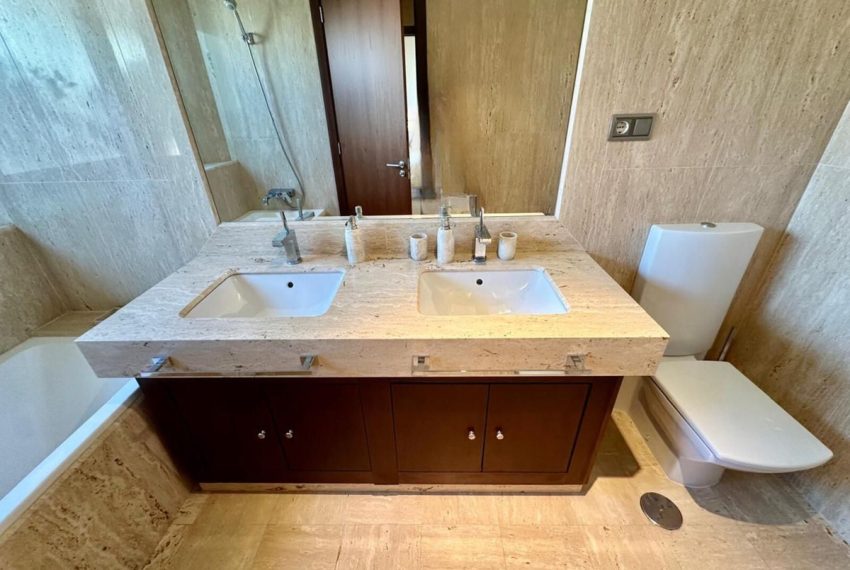 R5051566-Apartment-For-Sale-Nueva-Andalucia-Penthouse-Duplex-3-Beds-160-Built-19