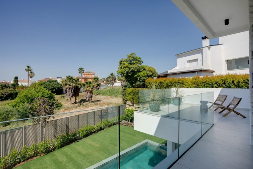 R5052178-Villa-For-Sale-Estepona-Detached-4-Beds-245-Built-16