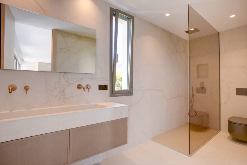 R5052178-Villa-For-Sale-Estepona-Detached-4-Beds-245-Built-17