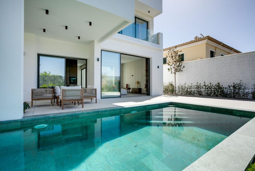 R5052178-Villa-For-Sale-Estepona-Detached-4-Beds-245-Built-7