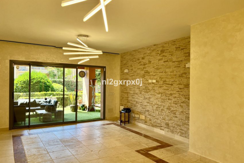 R5053348-Apartment-For-Sale-Benahavis-Ground-Floor-2-Beds-98-Built-2