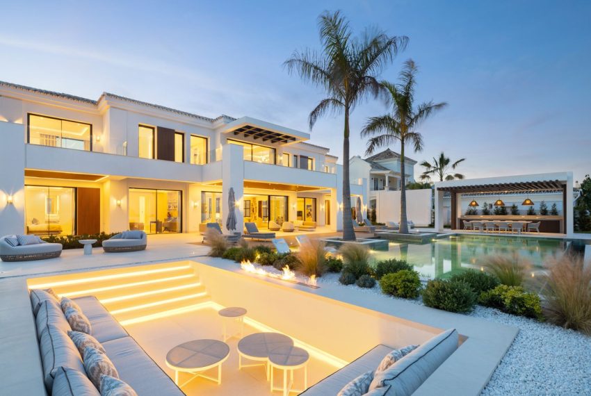 R5054644-Villa-For-Sale-Benahavis-Detached-7-Beds-803-Built-2
