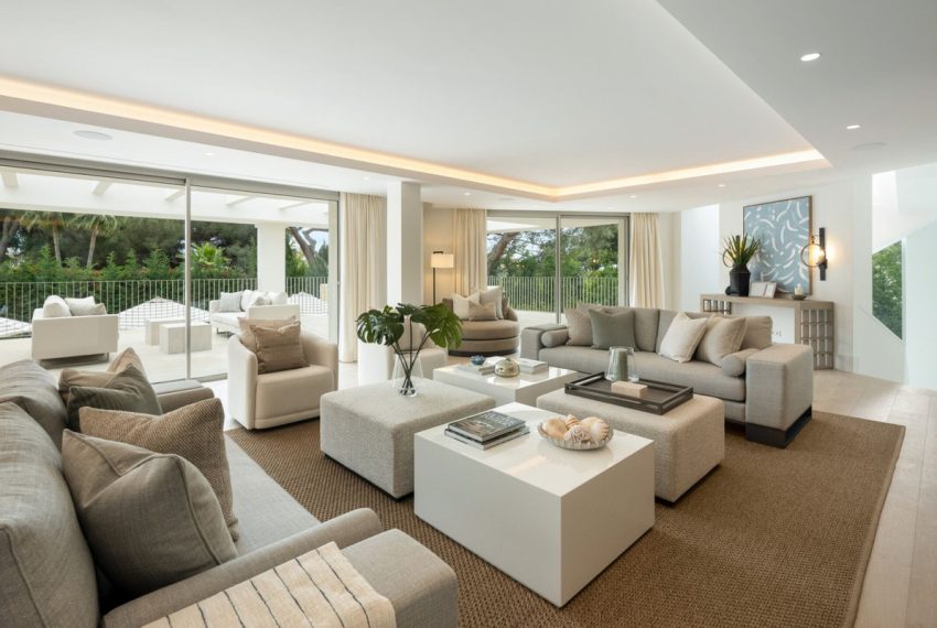 R5054722-Villa-For-Sale-Nagueles-Detached-6-Beds-712-Built-4