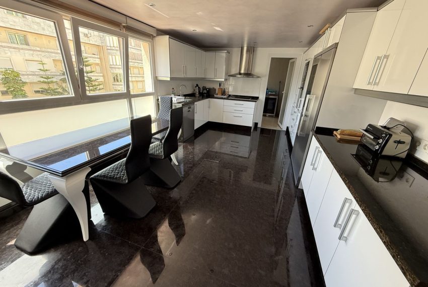 R5054938-Apartment-For-Sale-Puerto-Banus-Middle-Floor-4-Beds-385-Built-6