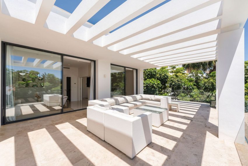 R5055703-Villa-For-Sale-La-Quinta-Detached-5-Beds-630-Built-9