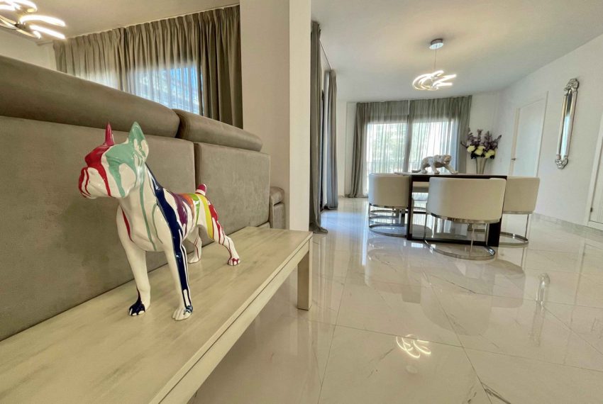 R3592087-Apartment-For-Sale-Puerto-Banus-Middle-Floor-3-Beds-190-Built-1
