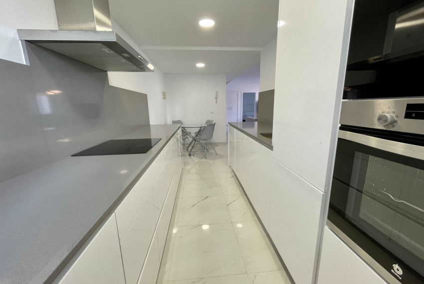 R3592087-Apartment-For-Sale-Puerto-Banus-Middle-Floor-3-Beds-190-Built-5