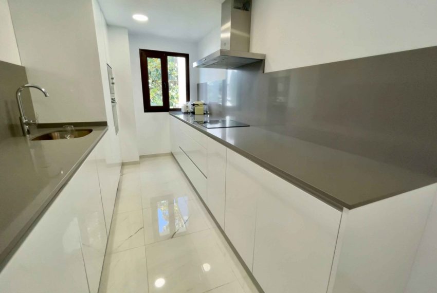 R3592087-Apartment-For-Sale-Puerto-Banus-Middle-Floor-3-Beds-190-Built-6