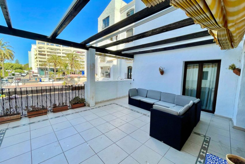 R3592087-Apartment-For-Sale-Puerto-Banus-Middle-Floor-3-Beds-190-Built