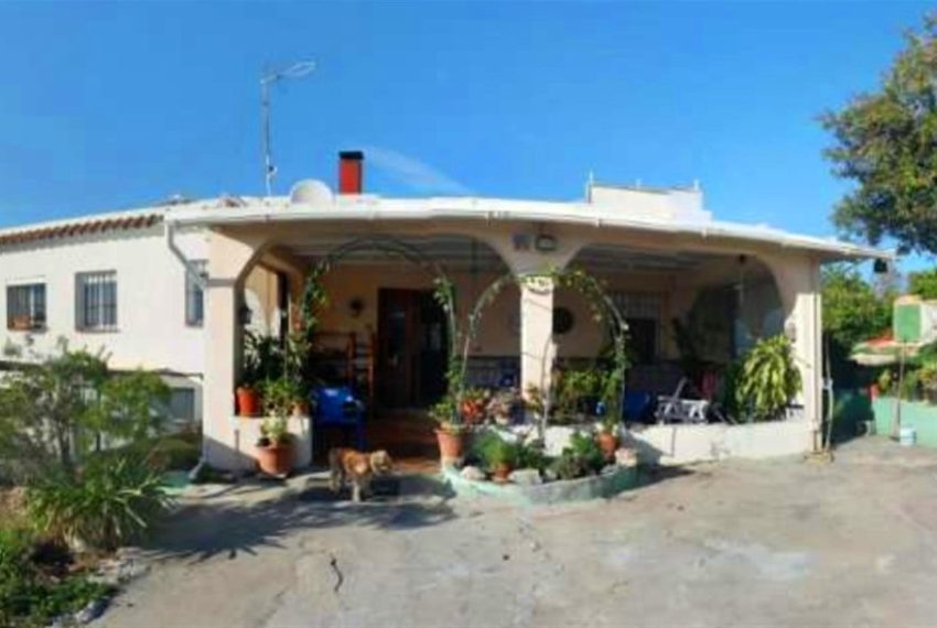 R3918142-Villa-For-Sale-Estepona-Finca-5-Beds-200-Built-15