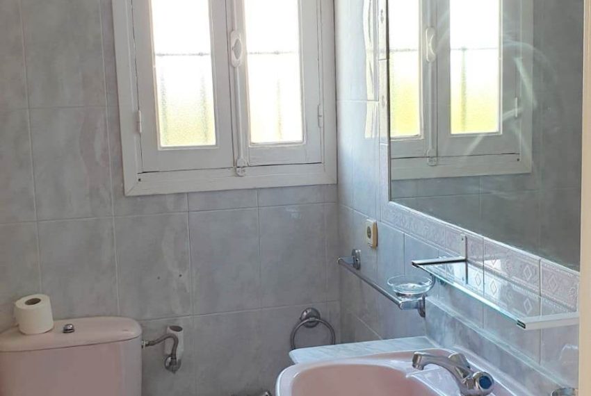 R3918142-Villa-For-Sale-Estepona-Finca-5-Beds-200-Built-9