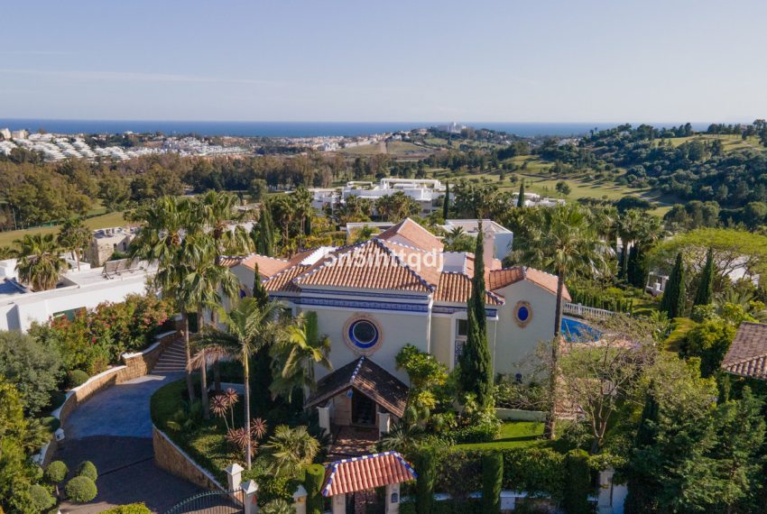 R4019482-Villa-For-Sale-Benahavis-Detached-5-Beds-530-Built