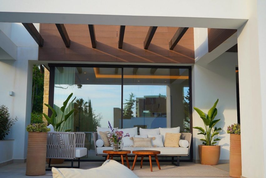 R4441894-Villa-For-Sale-The-Golden-Mile-Detached-5-Beds-730-Built-9
