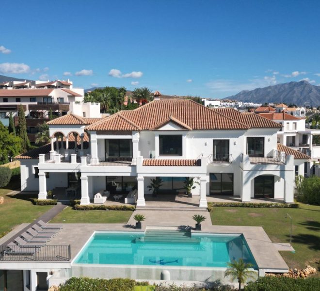 R4454983-Image 1-Detached - 6 Beds - 875 Built