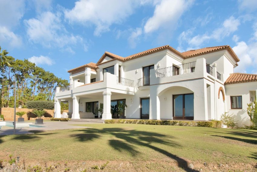 R4454983-Villa-For-Sale-Benahavis-Detached-6-Beds-875-Built-8