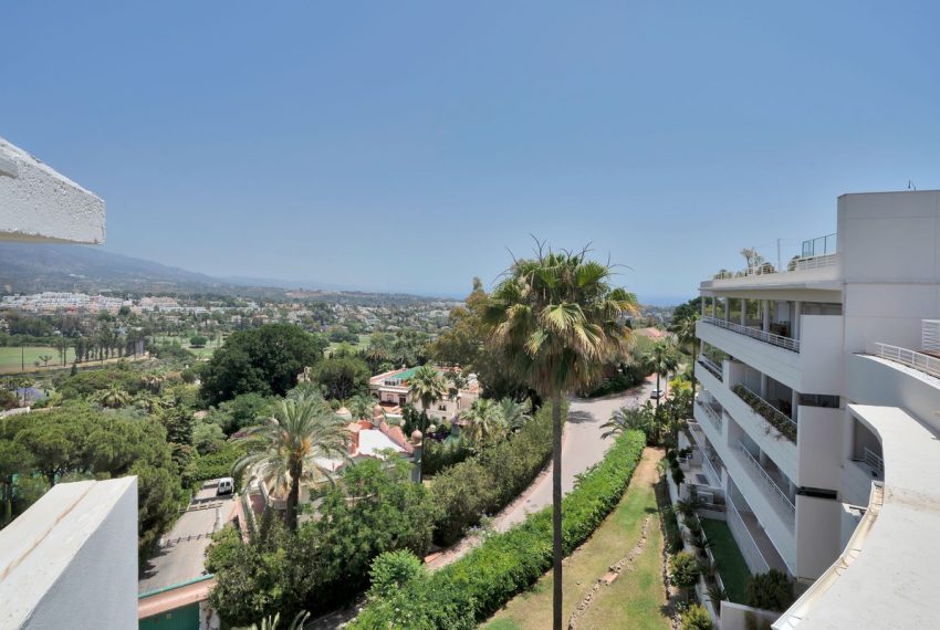 R4749808-Apartment-For-Sale-Nueva-Andalucia-Penthouse-3-Beds-276-Built-2