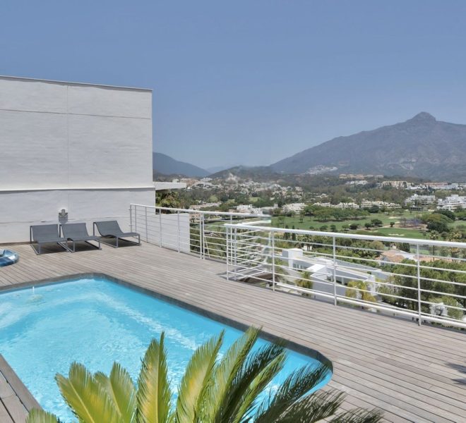 R4749808-Image 1-Penthouse - 3 Beds - 276 Built