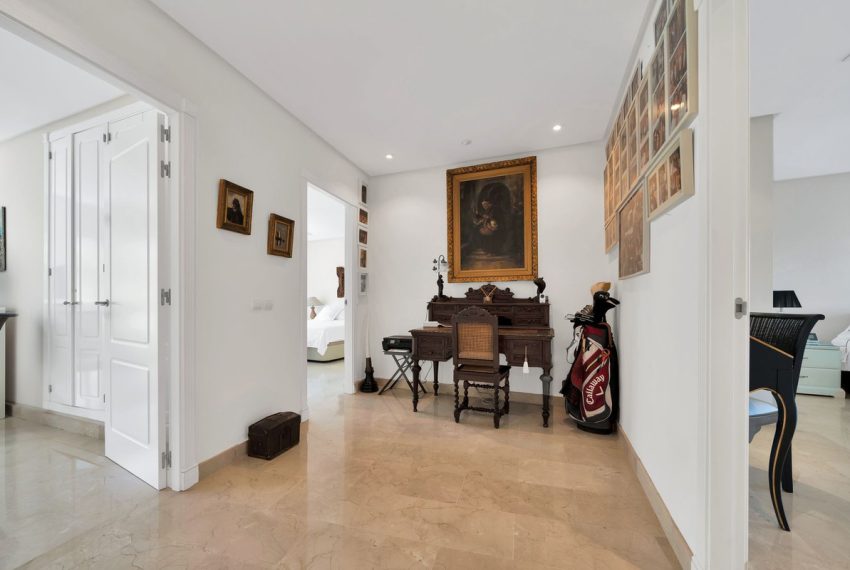 R4749808-Apartment-For-Sale-Nueva-Andalucia-Penthouse-3-Beds-276-Built-8