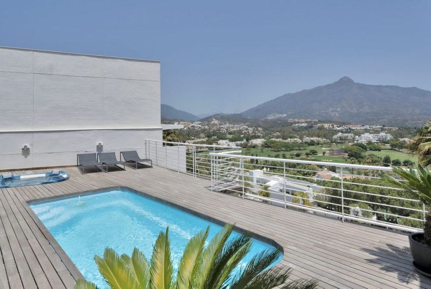 R4749808-Apartment-For-Sale-Nueva-Andalucia-Penthouse-3-Beds-276-Built