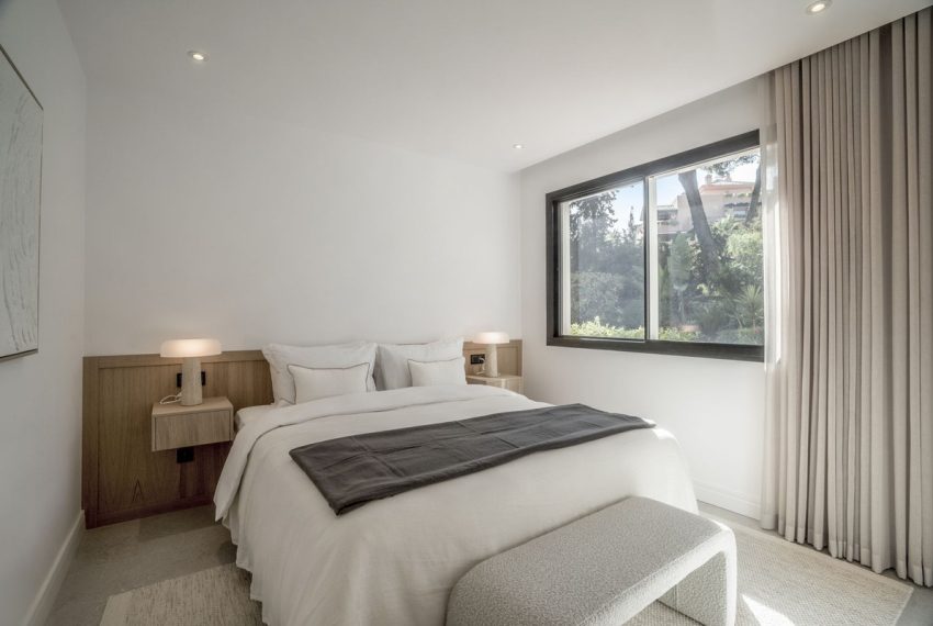R4792741-Apartment-For-Sale-The-Golden-Mile-Ground-Floor-3-Beds-145-Built-14