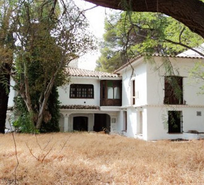 R4848979-Image 1-Detached - 6 Beds - 668 Built