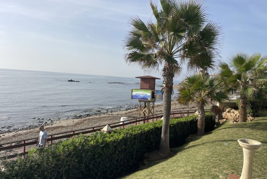 R4895671-Apartment-For-Sale-Calahonda-Ground-Floor-3-Beds-156-Built-2
