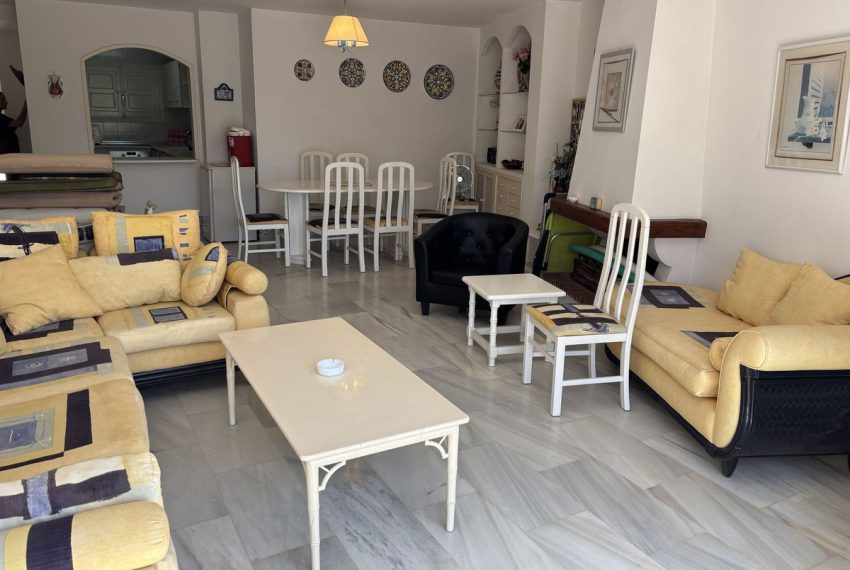 R4895671-Apartment-For-Sale-Calahonda-Ground-Floor-3-Beds-156-Built-8