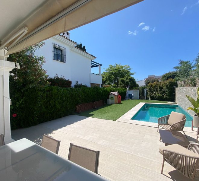 R4898818-Image 1-Semi Detached - 3 Beds - 200 Built