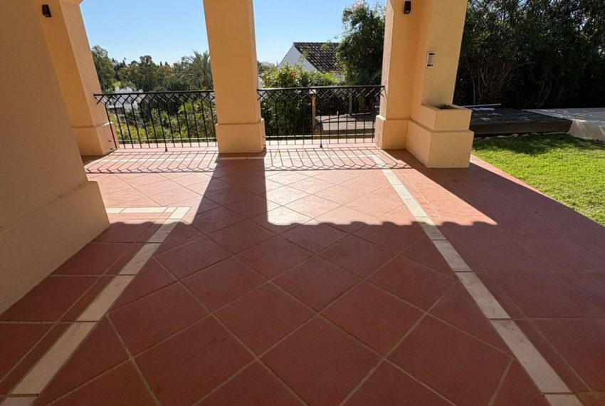 R4920559-Villa-For-Sale-Nueva-Andalucia-Detached-5-Beds-417-Built-14