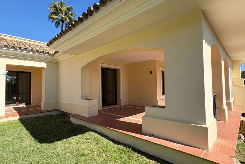 R4920559-Villa-For-Sale-Nueva-Andalucia-Detached-5-Beds-417-Built-7