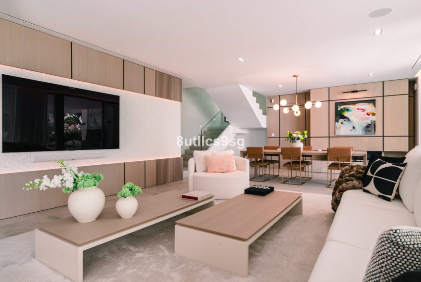 R4922260-Villa-For-Sale-Nueva-Andalucia-Detached-5-Beds-844-Built-5