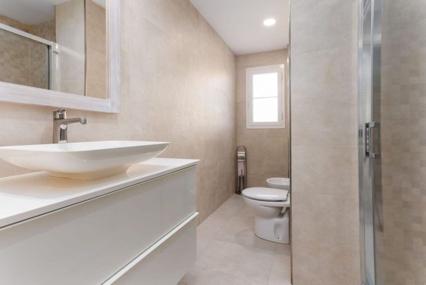 R4929973-Apartment-For-Sale-San-Pedro-de-Alcantara-Ground-Floor-5-Beds-198-Built-17