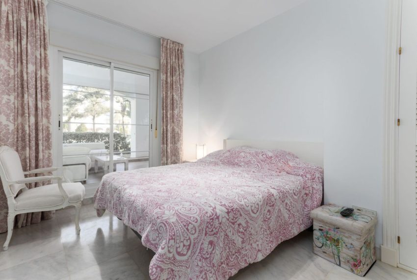 R4929973-Apartment-For-Sale-San-Pedro-de-Alcantara-Ground-Floor-5-Beds-198-Built-18