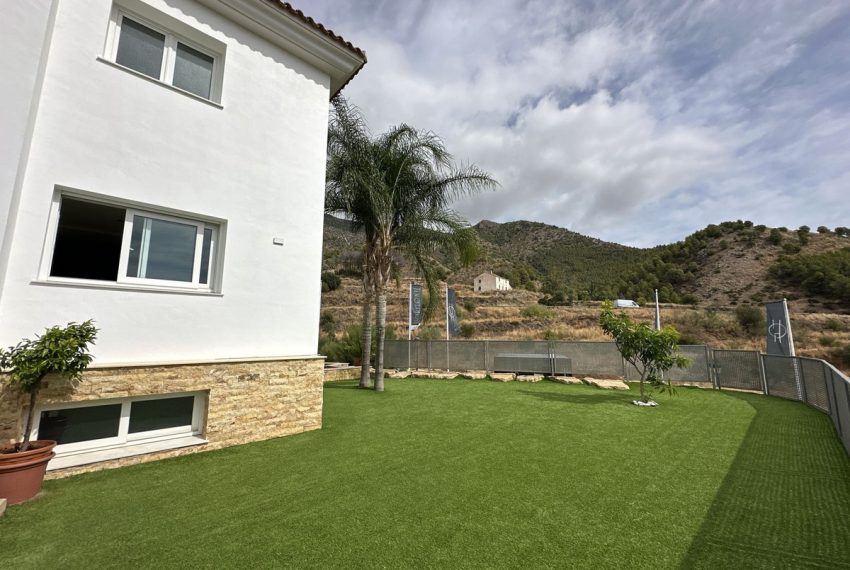 R4949611-Villa-For-Sale-Mijas-Costa-Detached-4-Beds-379-Built-12