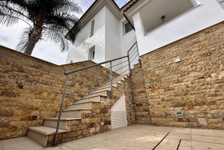 R4949611-Villa-For-Sale-Mijas-Costa-Detached-4-Beds-379-Built-17