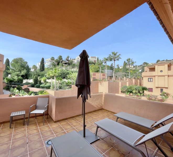 R4961470-Image 1-Penthouse Duplex - 3 Beds - 131 Built