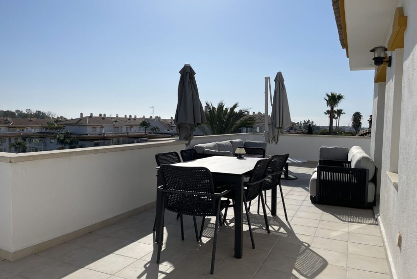 R4968712-Apartment-For-Sale-Nueva-Andalucia-Penthouse-2-Beds-81-Built-2