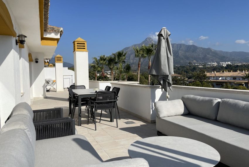 R4968712-Apartment-For-Sale-Nueva-Andalucia-Penthouse-2-Beds-81-Built