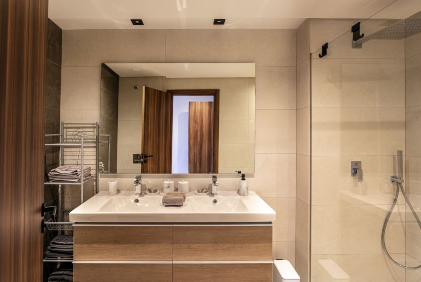 R4973569-Apartment-For-Sale-Nueva-Andalucia-Middle-Floor-2-Beds-93-Built-12