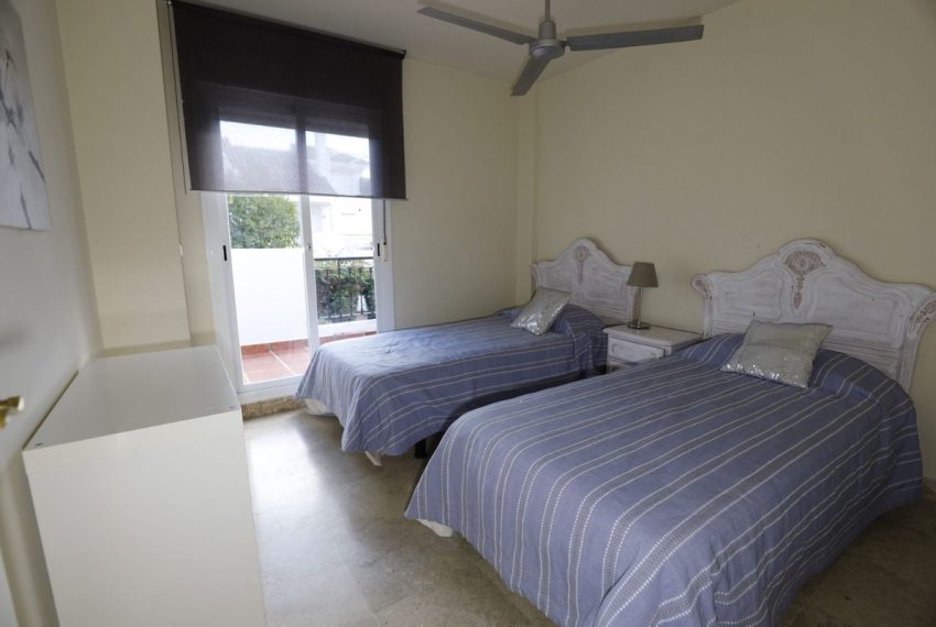 R4979563-Townhouse-For-Sale-Nueva-Andalucia-Terraced-4-Beds-146-Built-6