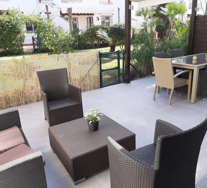 R4979563-Image 1-Terraced - 4 Beds - 146 Built